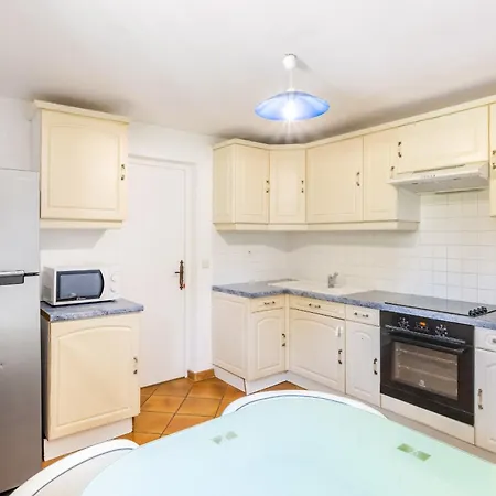 Apartment 55m2 Dans Avec Piscine Valescure Saint-Raphael (Var)