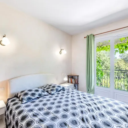 55m2 Dans Avec Piscine Valescure Apartment *